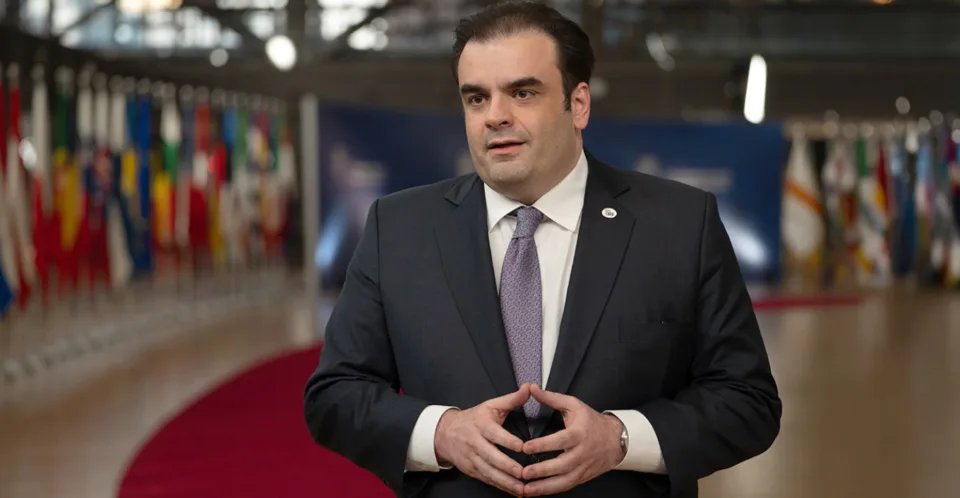 Αύξηση 30% και επιδότηση στην αντλία για το πετρέλαιο δήλωσε ο Υπουργός  Κυριάκος Πιερρακάκης